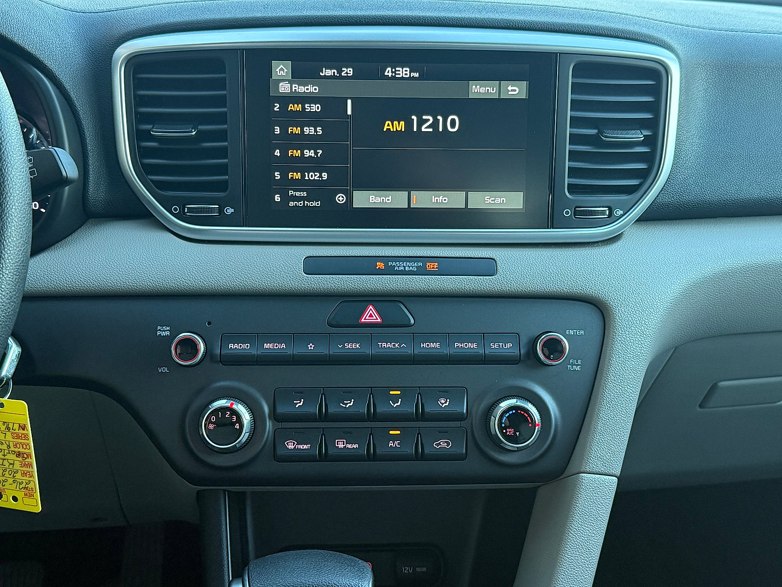 Used 2022 Kia Sportage LX image 15