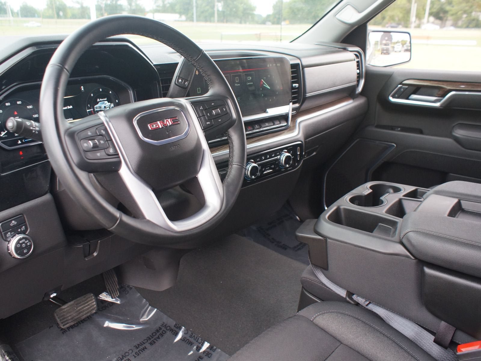 Used 2025 GMC Sierra 1500 Elevation AWD/4WD image 14