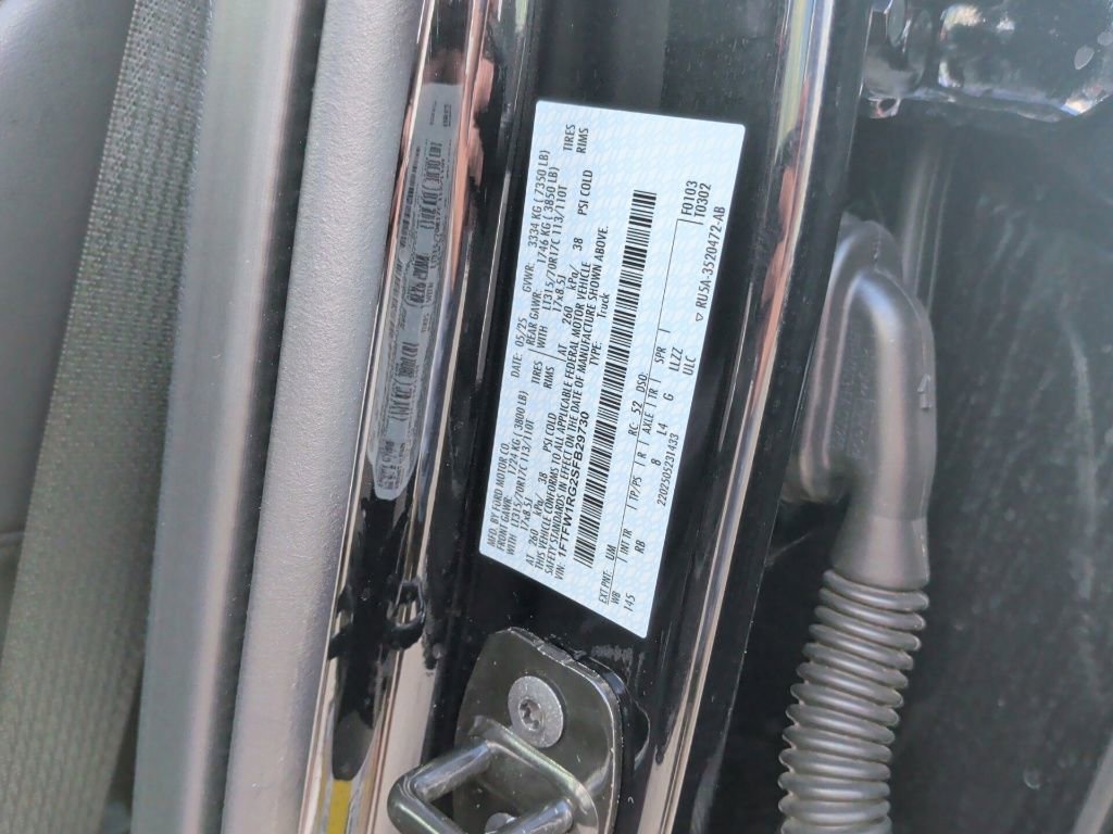 Used 2025 Ford F150 Raptor AWD/4WD image 54