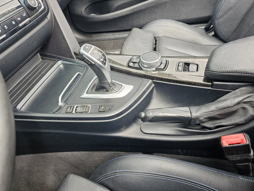 Used 2016 BMW 435i xDrive Convertible AWD/4WD image 23