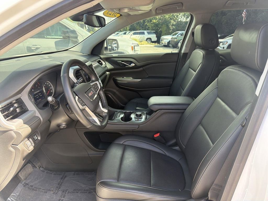 Used 2023 GMC Acadia SLT w/ Preferred Package image 19