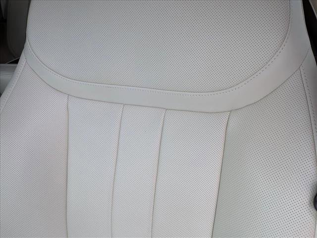 Certified 2024 Land Rover Range Rover Autobiography image 14