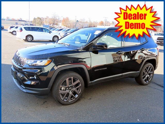 New 2026 Jeep Compass Limited w/ Sun, Sound & Navigation Group AWD/4WD image 3