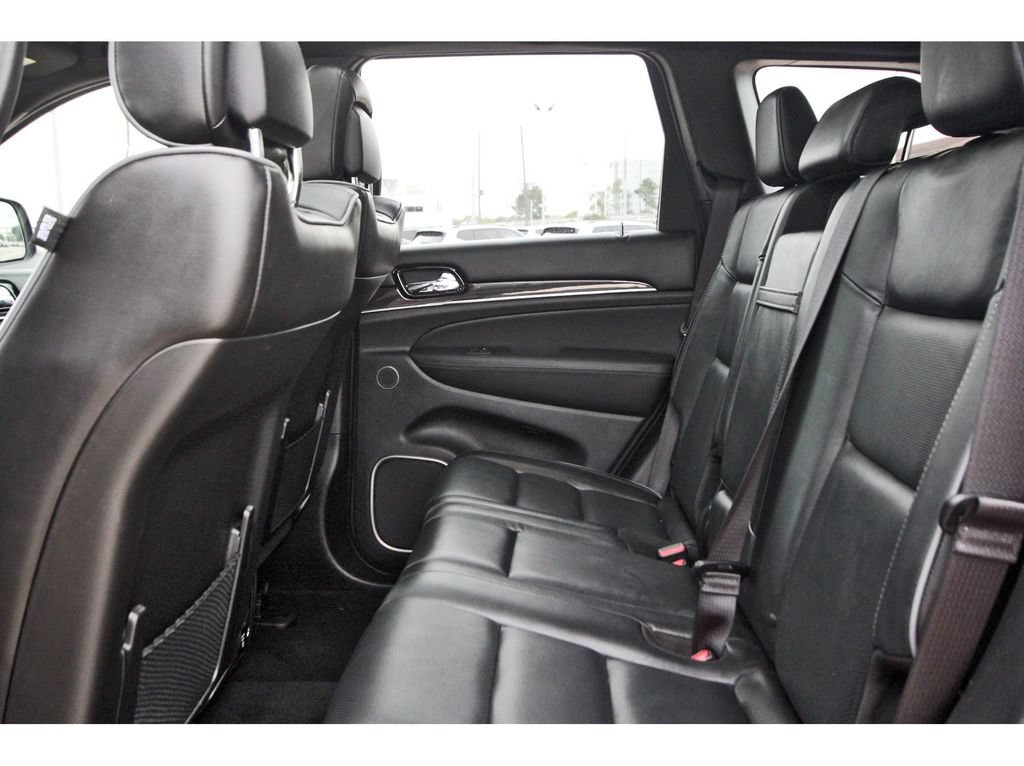 Used 2021 Jeep Grand Cherokee Overland RWD image 27