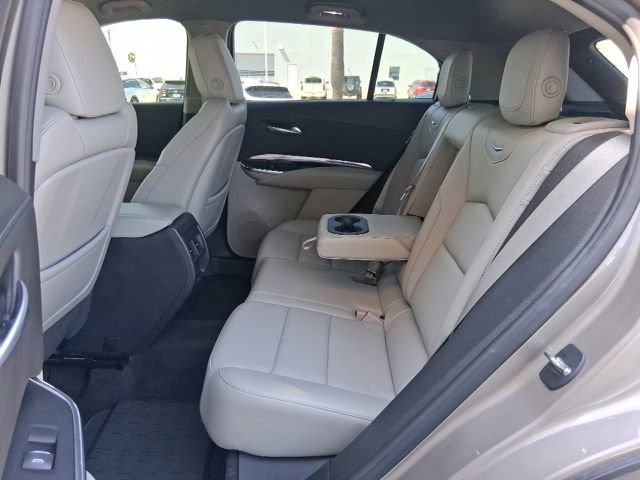 Used 2023 Cadillac XT4 Luxury FWD image 17