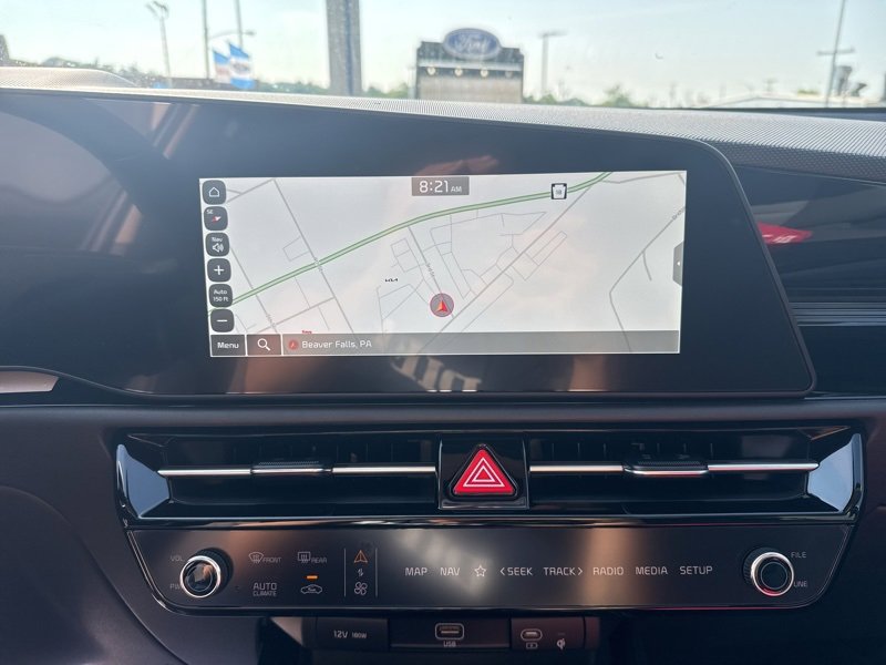 New 2025 Kia Niro EX Touring image 34