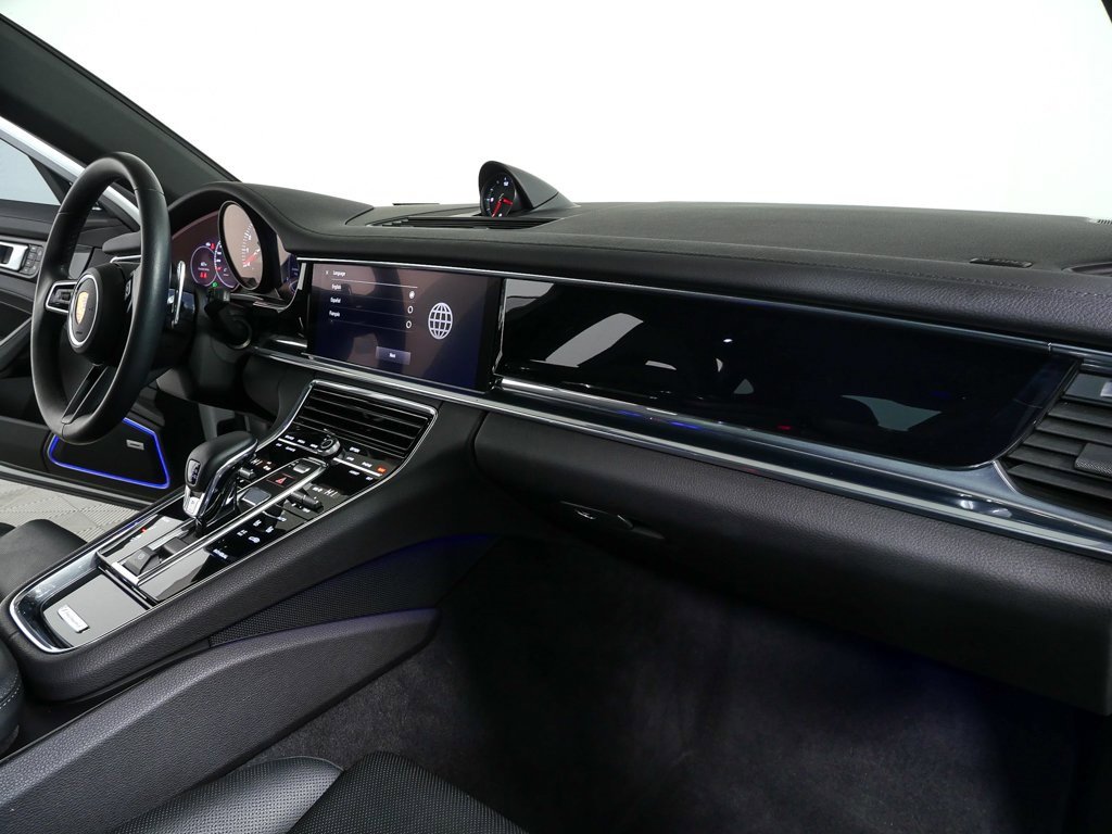 Certified 2022 Porsche Panamera 4 image 26