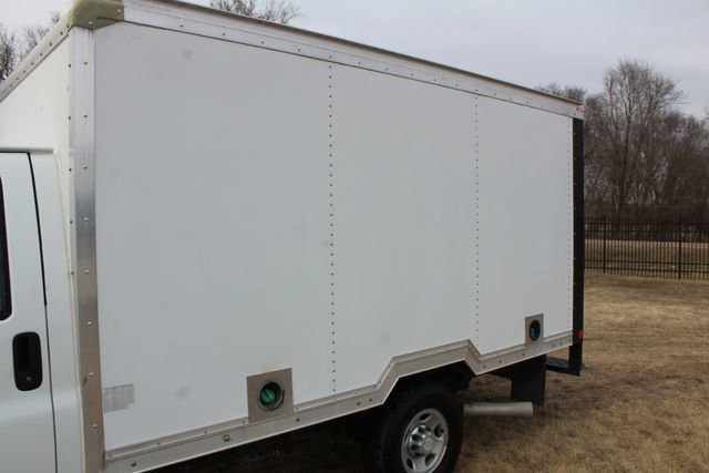 Used 2016 Chevrolet Express 3500 image 15