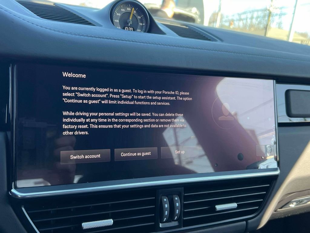 Used 2022 Porsche Cayenne Turbo GT image 25