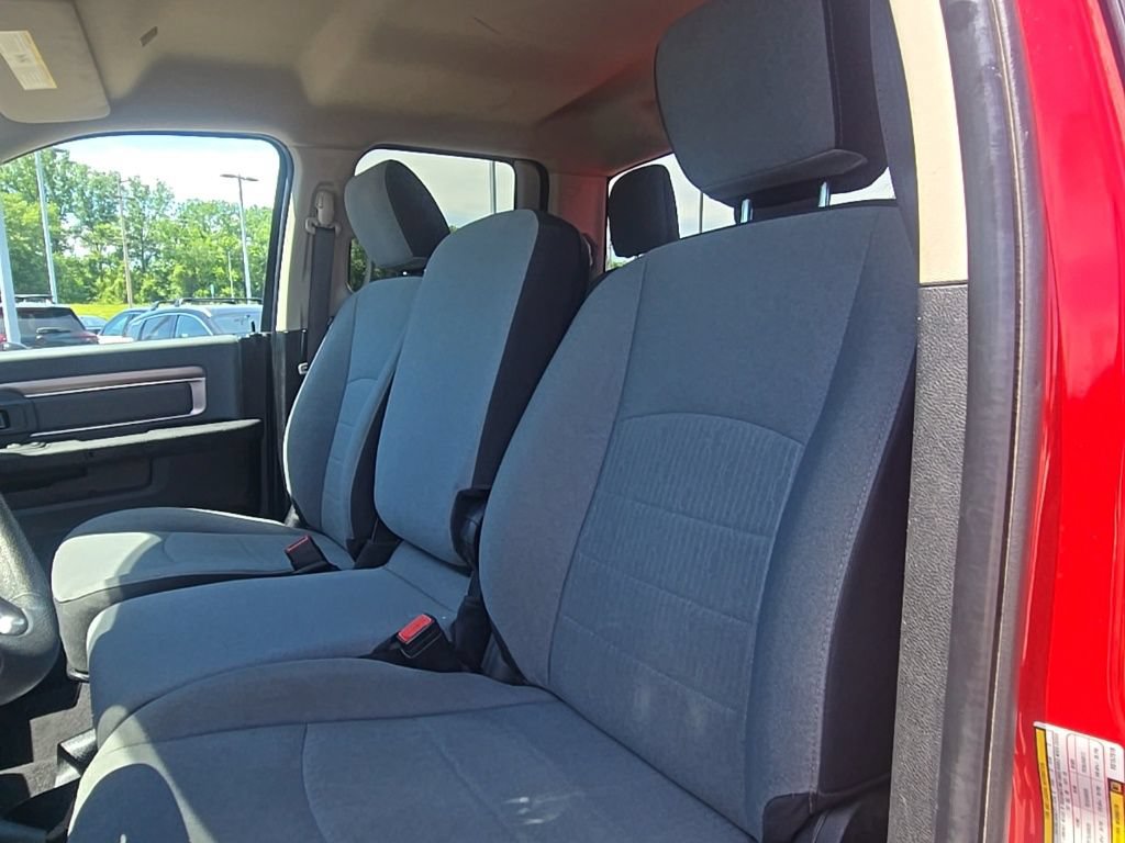 Used 2024 RAM 1500 Classic SLT AWD/4WD image 12