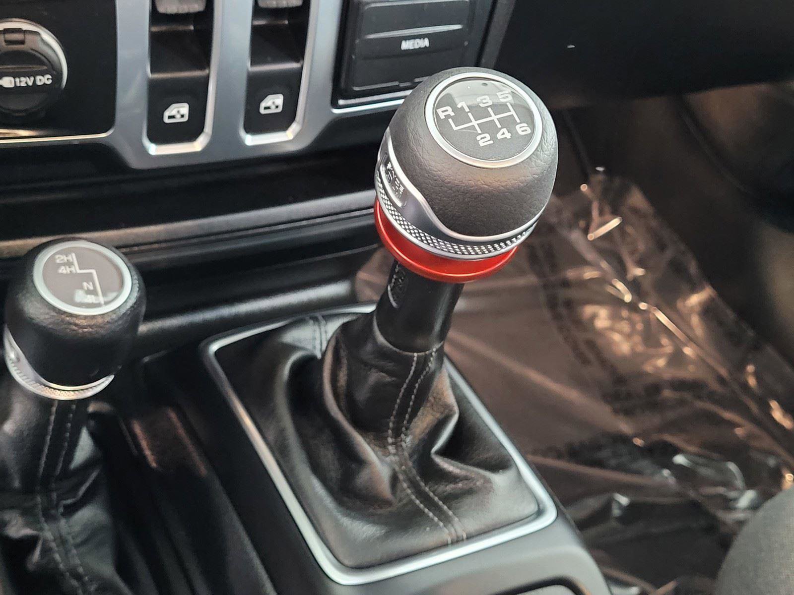 Used 2024 Jeep Wrangler Sport S image 25