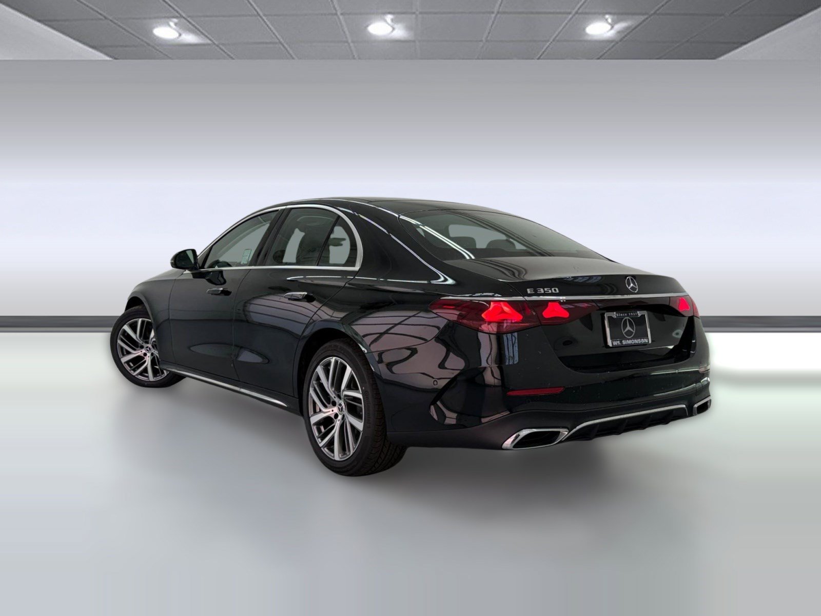 New 2026 Mercedes-Benz E 350 Sedan image 3