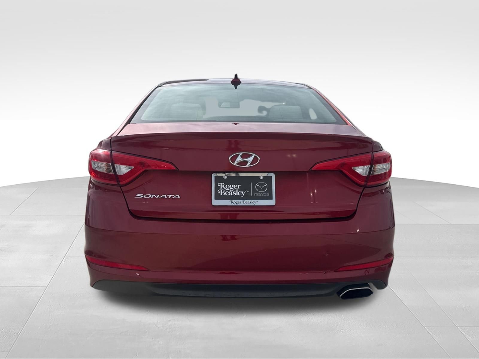 Used 2015 Hyundai Sonata SE w/ Option Group 09 FWD image 6