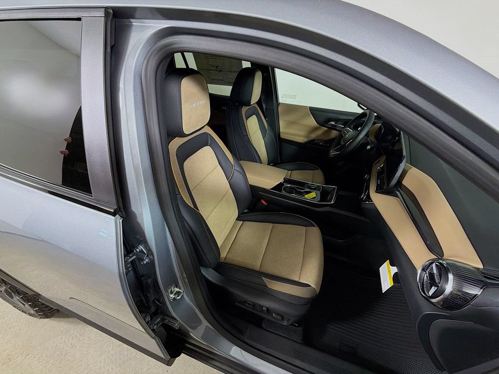 New 2027 Chevrolet Equinox ACTIV w/ Safety and Technology Package AWD/4WD image 24