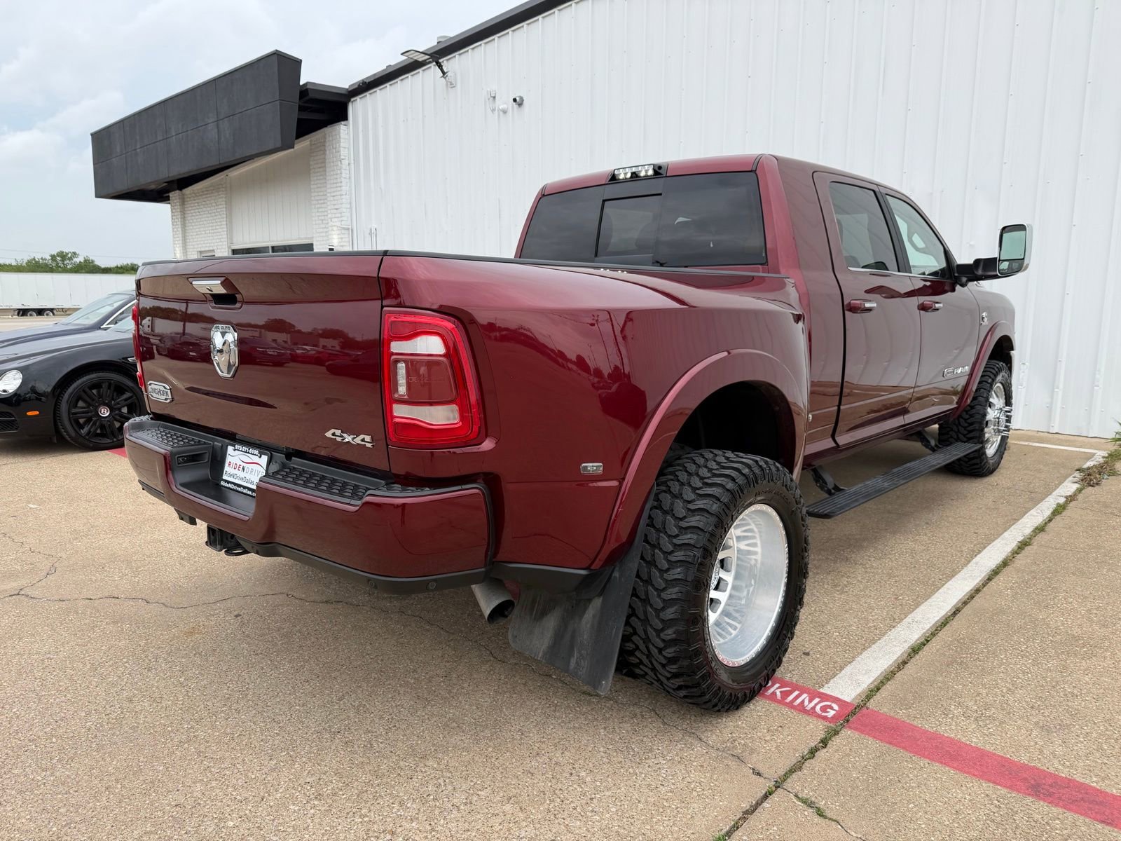 Used 2021 RAM 3500 Limited image 7