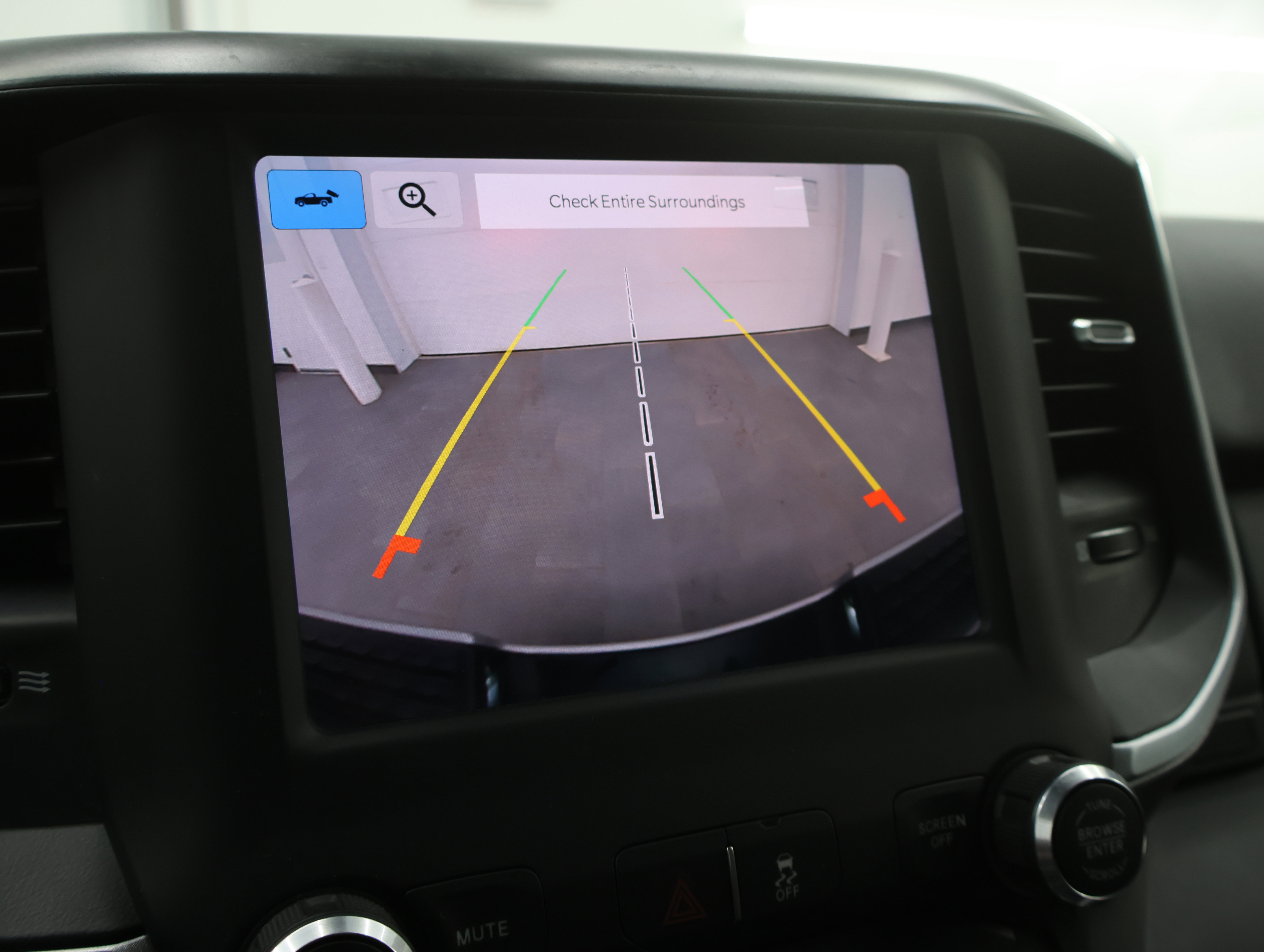 Used 2022 RAM 2500 Big Horn w/ Night Edition image 15