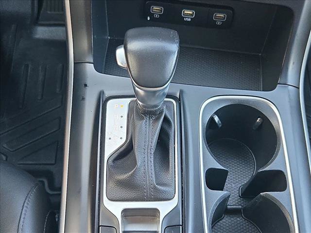 Used 2022 Kia Carnival LX FWD image 11