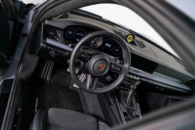 Used 2024 Porsche 911 GT3 w/ Chrono Package image 17