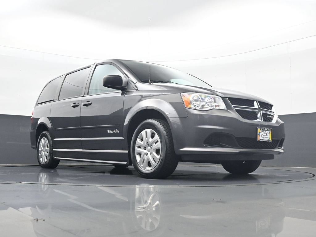 Used 2016 Dodge Grand Caravan SE w/ Quick Order Package 29E SE FWD image 25