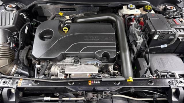 Used 2023 Chevrolet Equinox LT FWD image 36