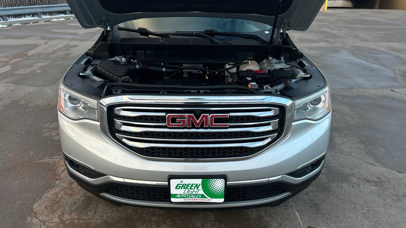 Used 2019 GMC Acadia SLE image 11