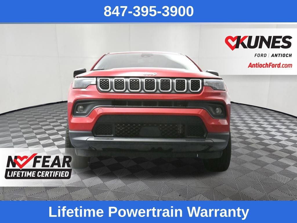 Used 2024 Jeep Compass Latitude w/ Altitude Special Edition image 44