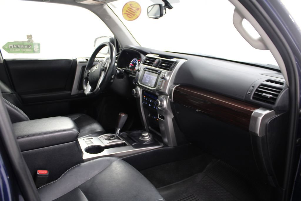 Used 2016 Toyota 4Runner Limited image 29