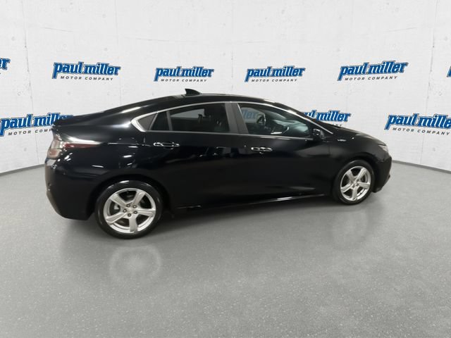 Used 2017 Chevrolet Volt LT w/ Comfort Package FWD image 11