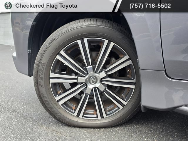 Used 2018 Lexus LX 570 4WD w/ Luxury Package image 13