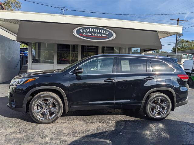 Used 2019 Toyota Highlander AWD V6 image 2