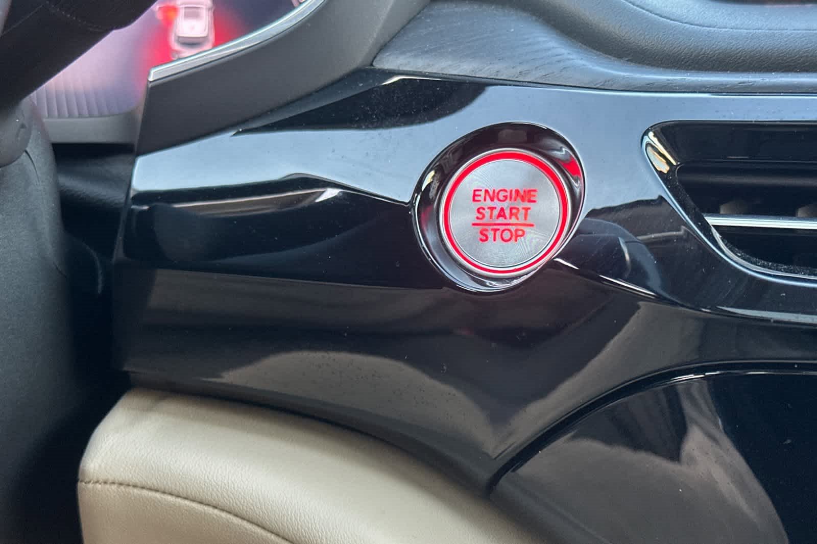 Used 2022 Acura MDX FWD w/ Technology Package image 25