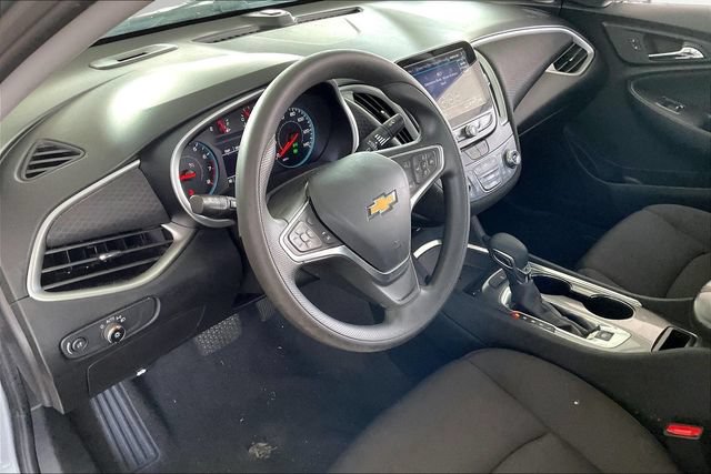 Used 2023 Chevrolet Malibu LT FWD image 12
