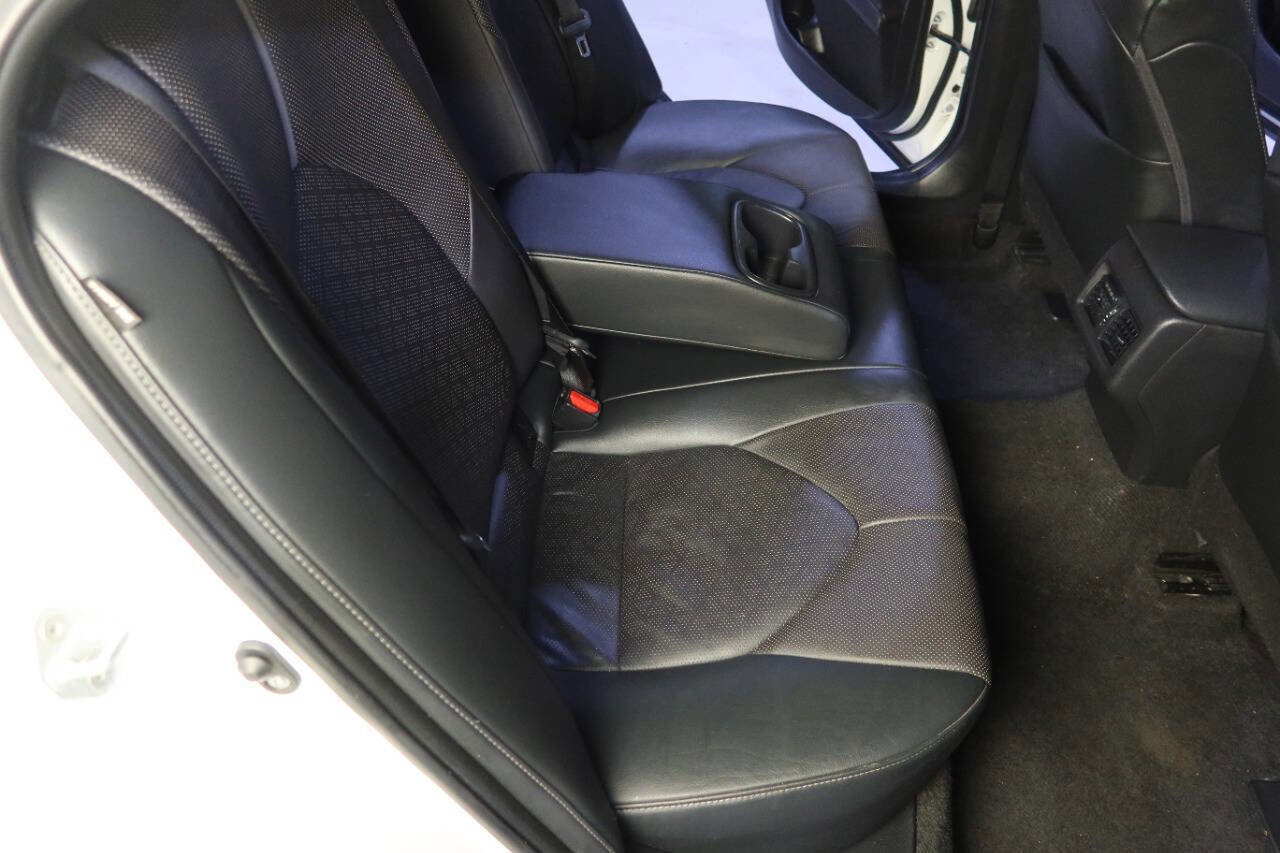 Used 2023 Toyota Camry XSE w/ Navigation Package image 15