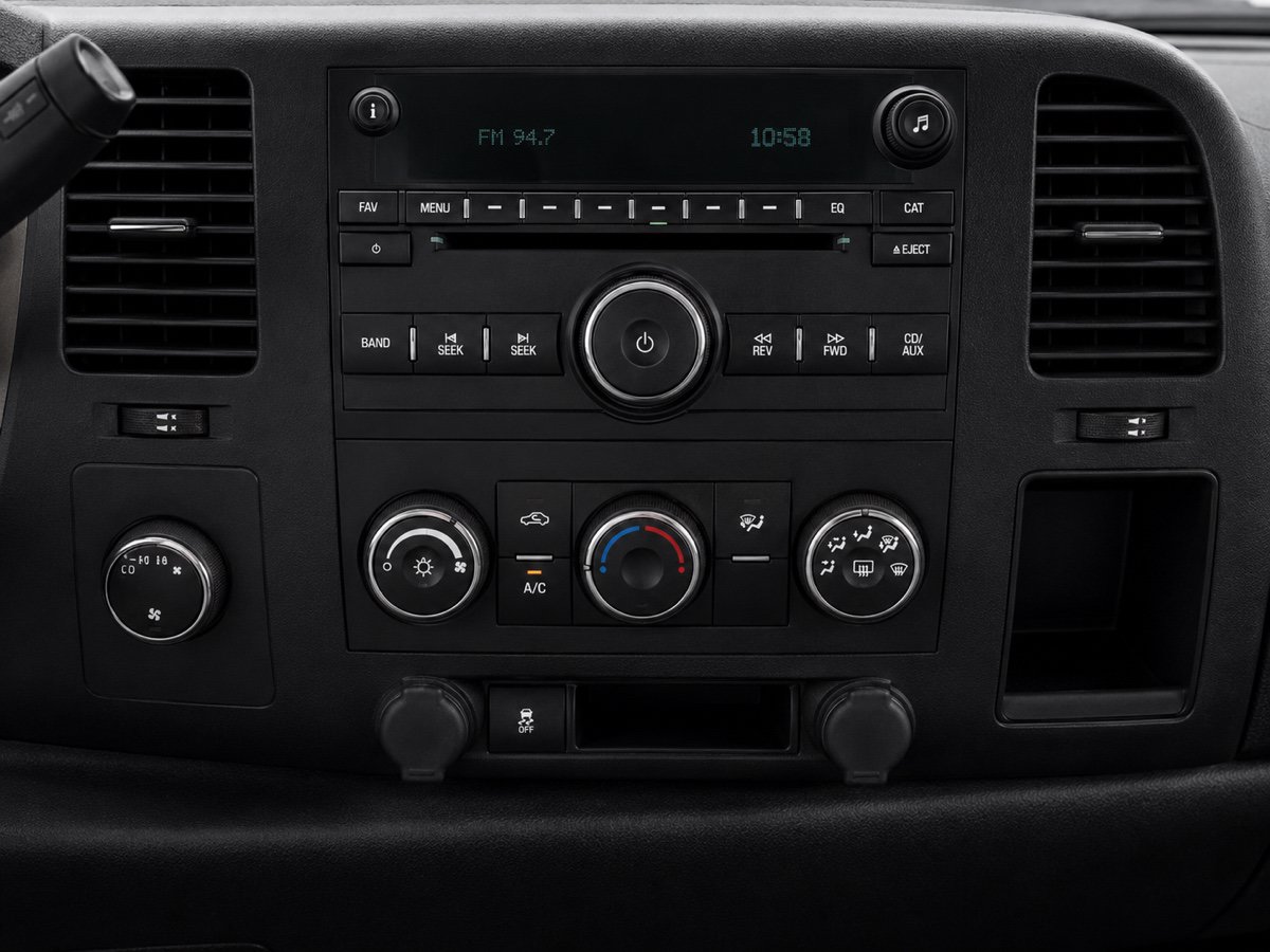Used 2008 GMC Sierra 1500 SLE w/ Power Pack Plus AWD/4WD image 17