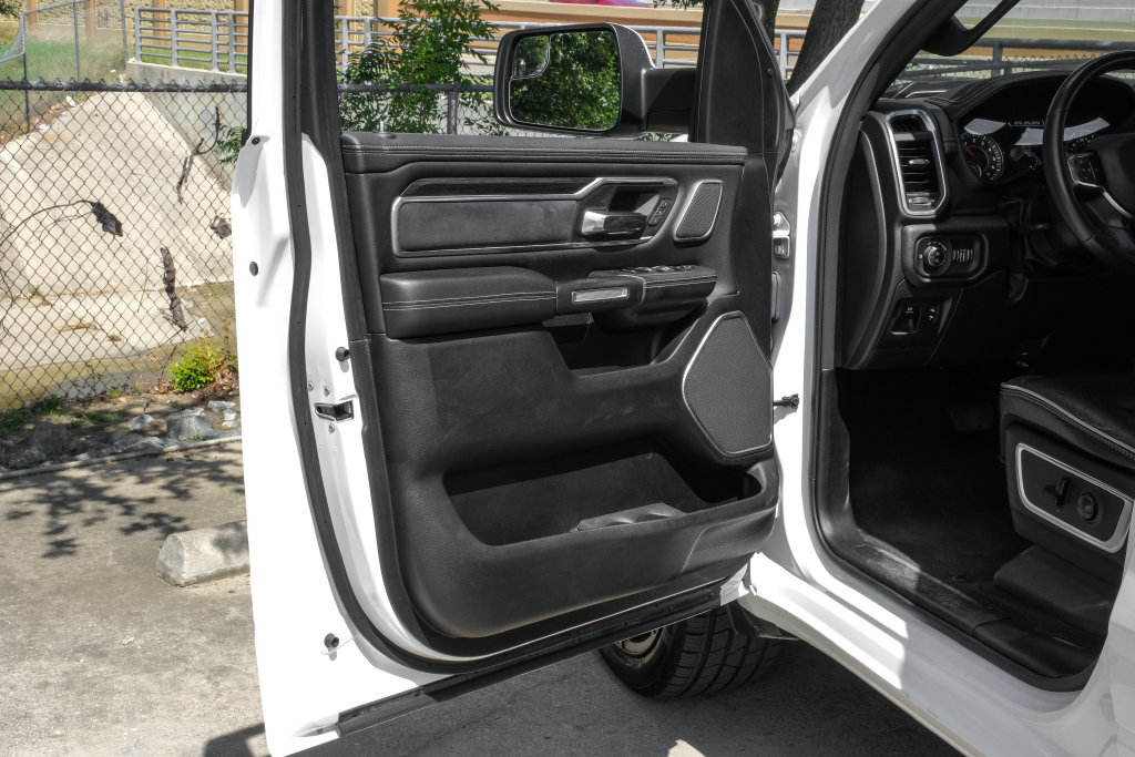 Used 2023 RAM 1500 Laramie AWD/4WD image 60
