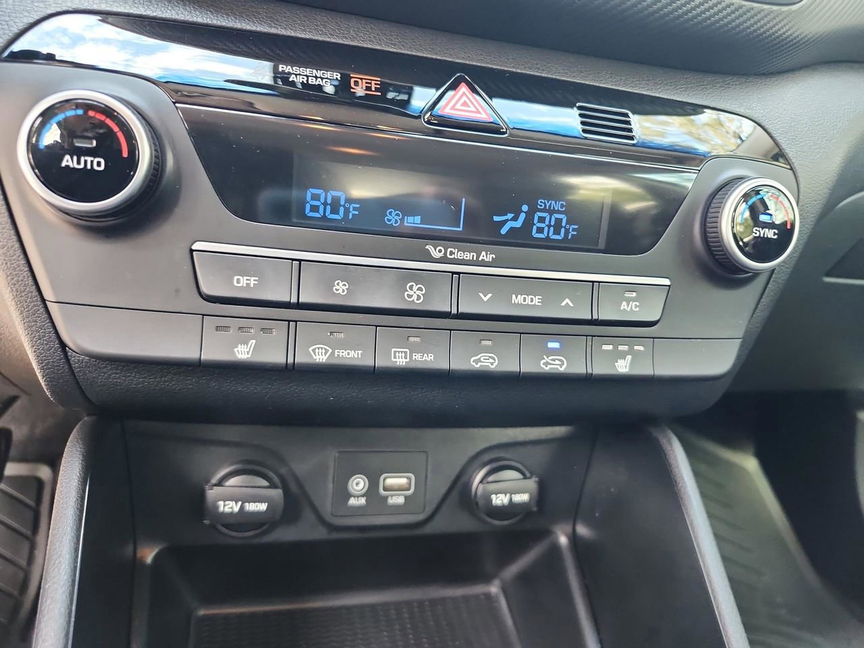 Certified 2021 Hyundai Tucson SEL w/ Winter Weather Package image 25