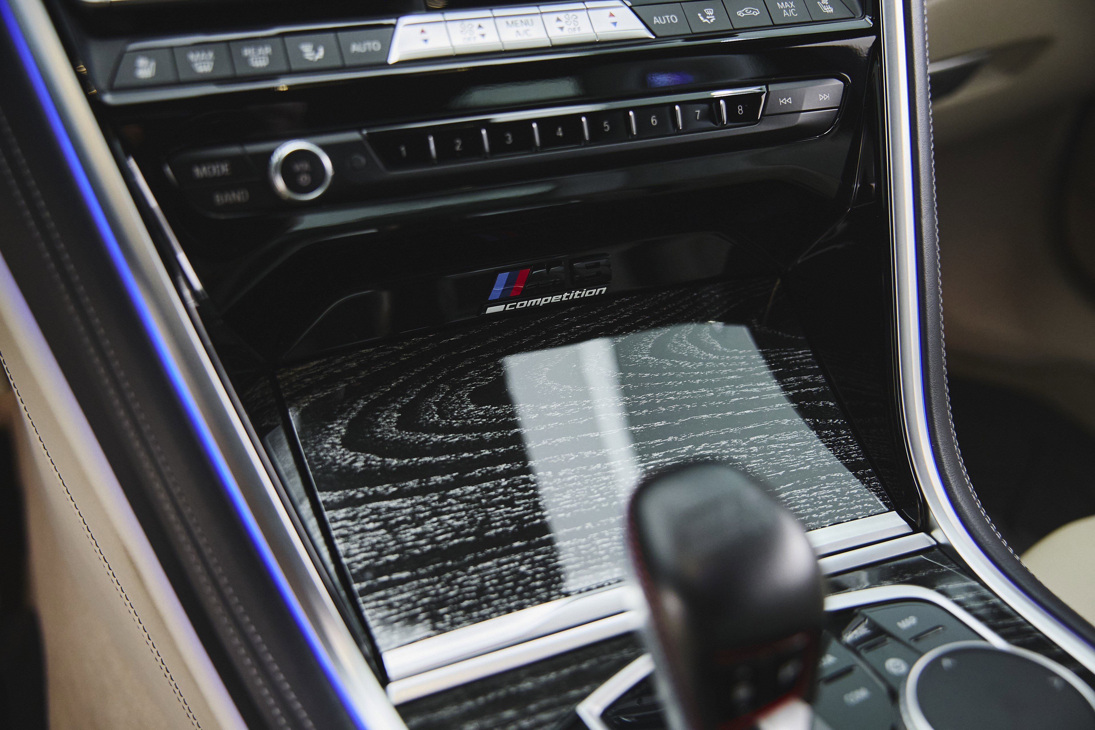 Used 2022 BMW M8 Competition w/ M Carbon Exterior Package image 20