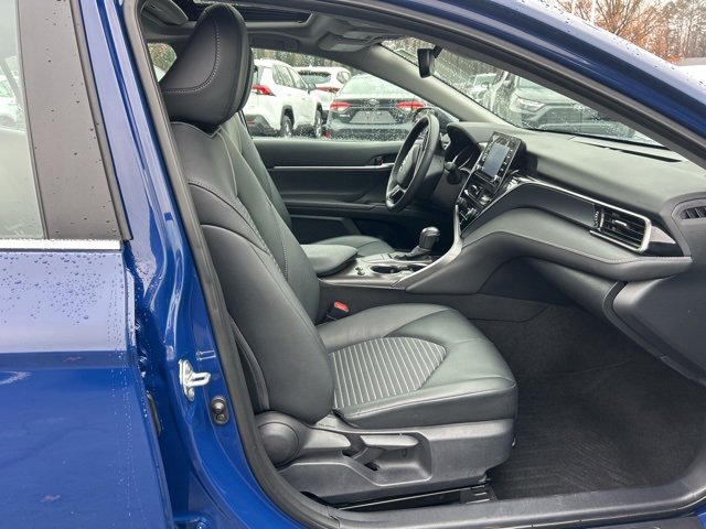 Used 2024 Toyota Camry SE image 15