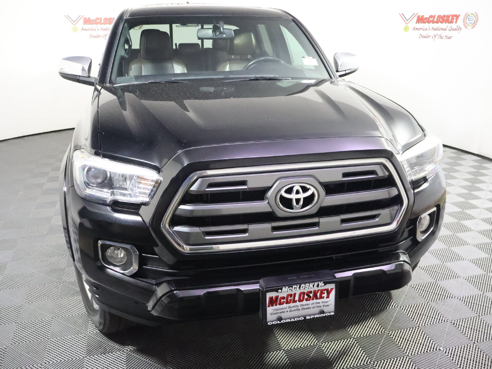 Used 2016 Toyota Tacoma Limited w/ Towing Package AWD/4WD image 16