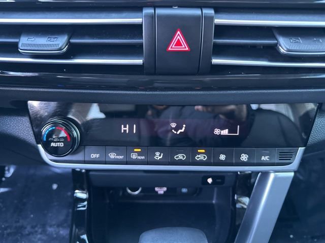 Used 2023 Kia Seltos SX image 18