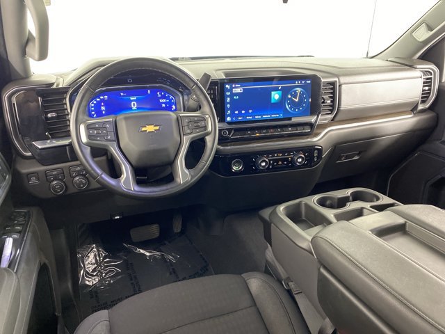 Used 2023 Chevrolet Silverado 1500 LT AWD/4WD image 19