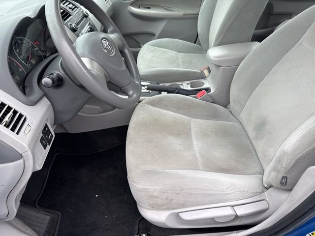 Used 2010 Toyota Corolla LE FWD image 14