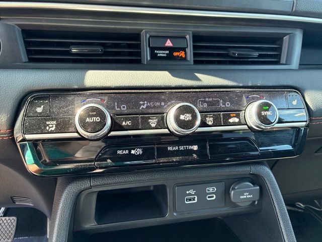 Certified 2025 Honda Pilot Sport image 28