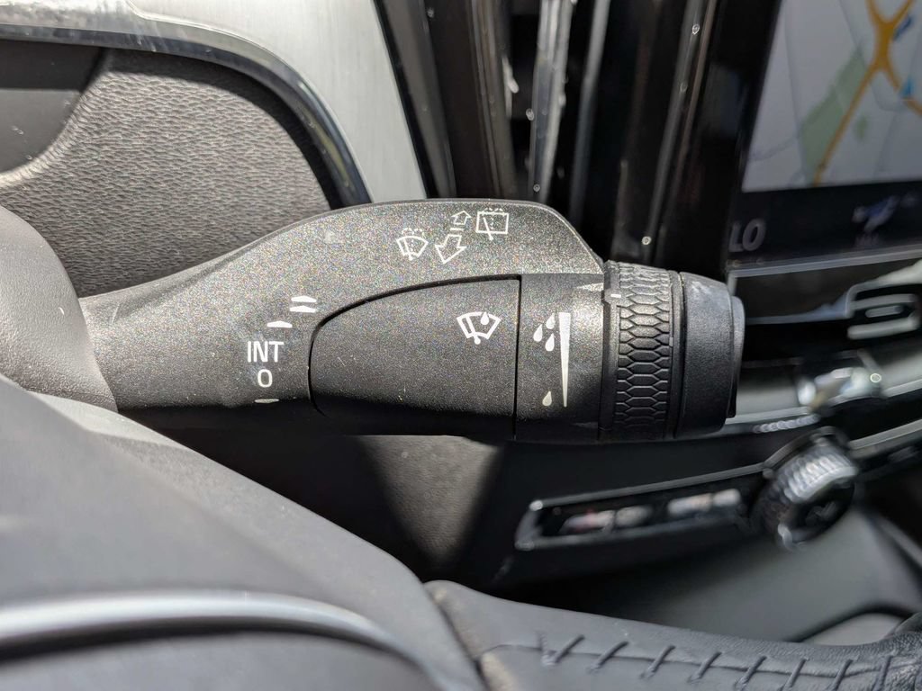 Used 2019 Volvo XC60 T5 Momentum FWD image 35