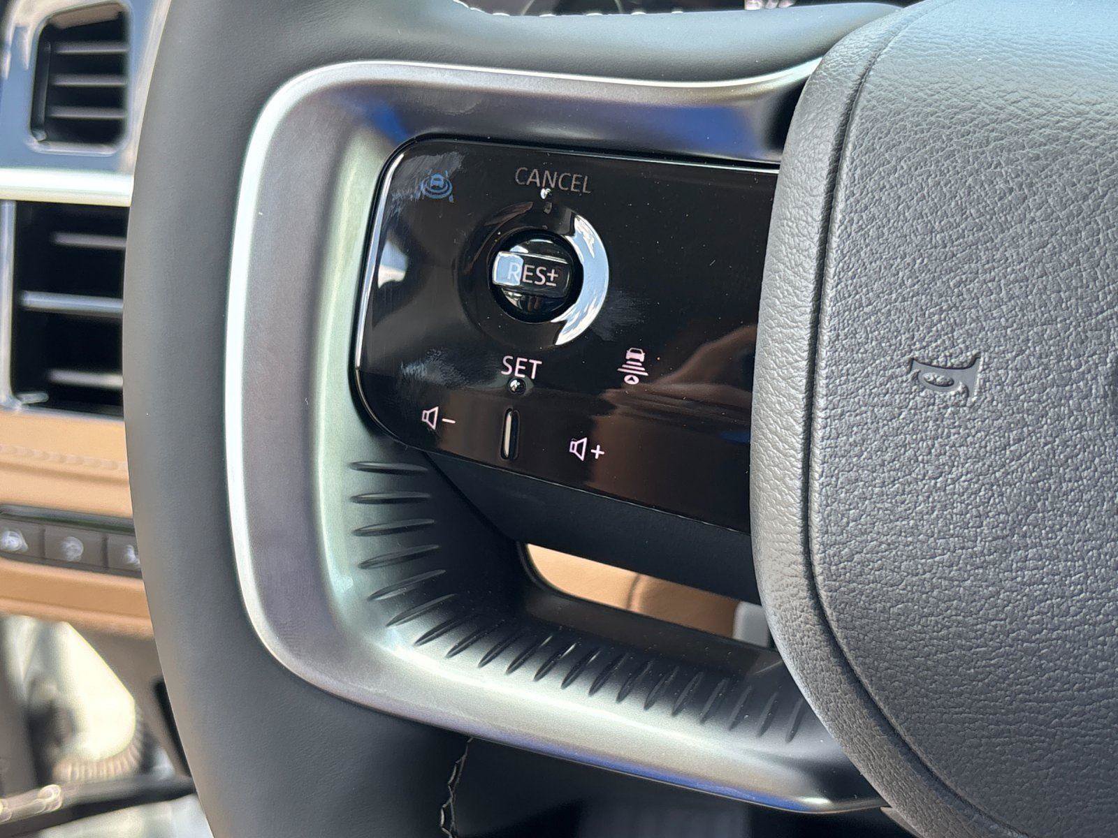 New 2027 INFINITI QX80 Luxe AWD/4WD image 19