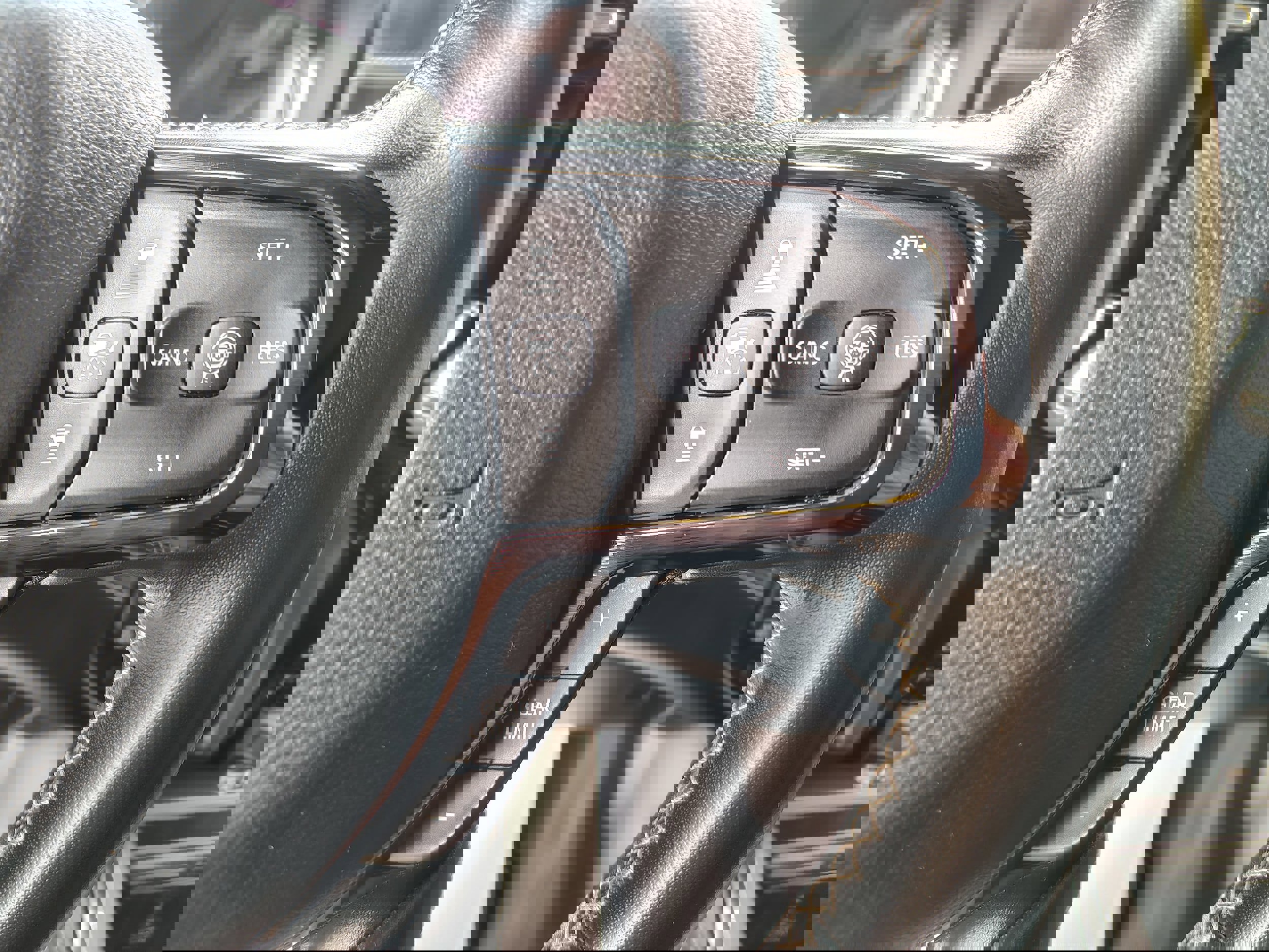 Certified 2025 RAM 1500 Limited image 33