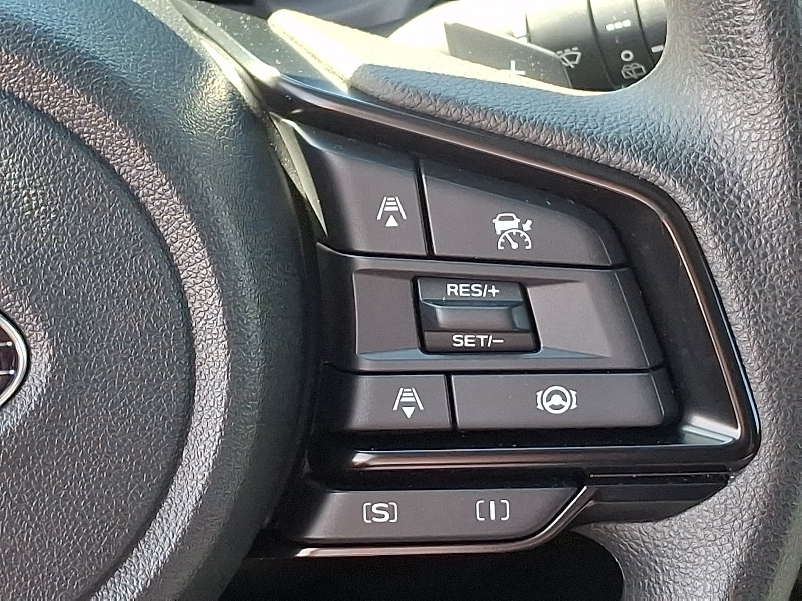 Certified 2026 Subaru Crosstrek 2.5i Premium AWD/4WD image 22