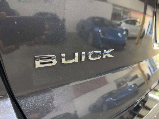 Used 2011 Buick Enclave CX image 17