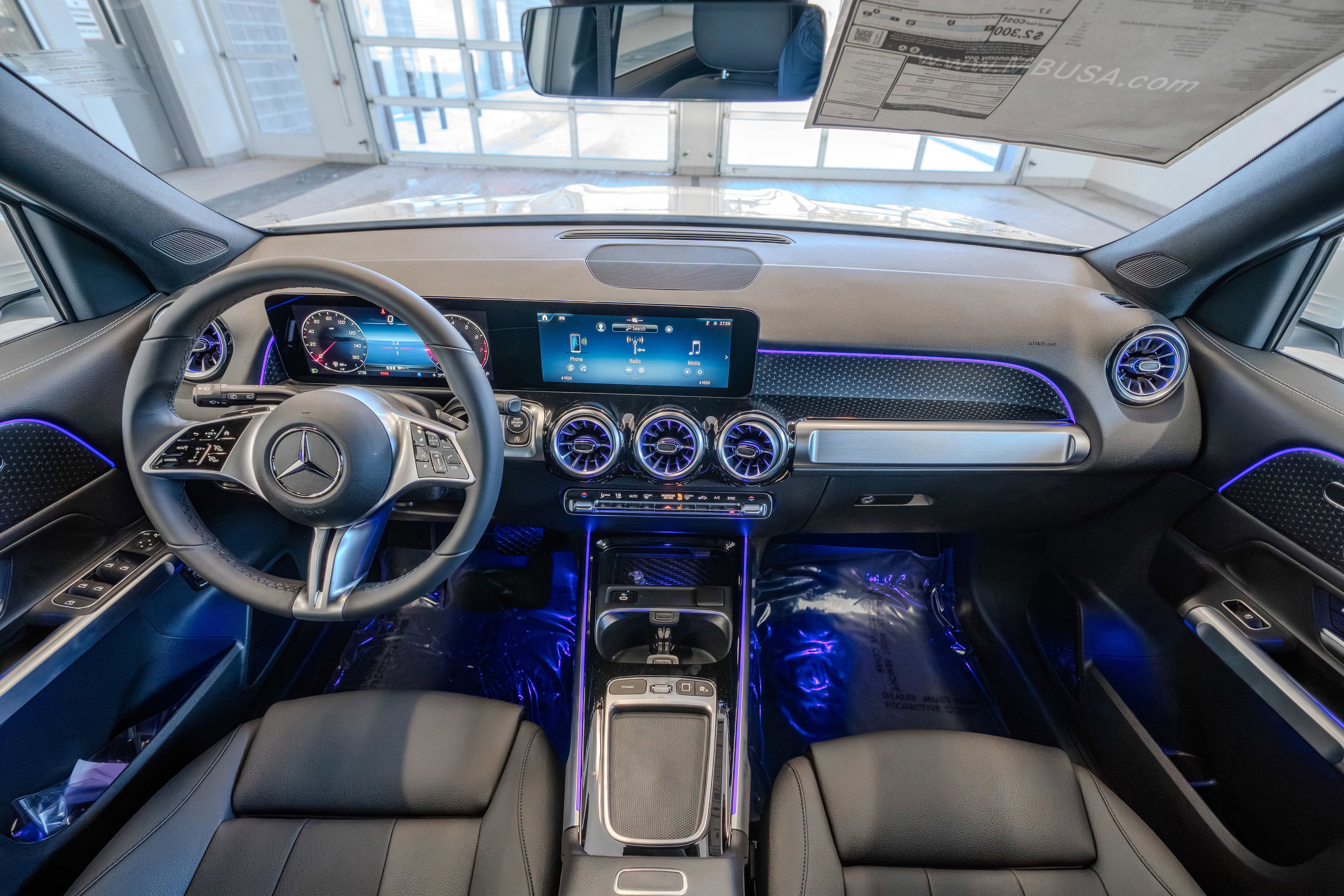 New 2026 Mercedes-Benz GLB 250 4MATIC image 8