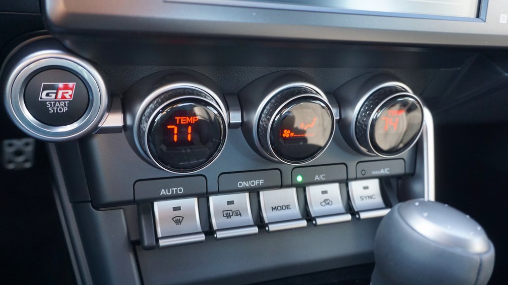 New 2025 Toyota GR86 Premium image 15